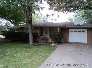 1506 N McKinley Ave, Champaign, IL 61821