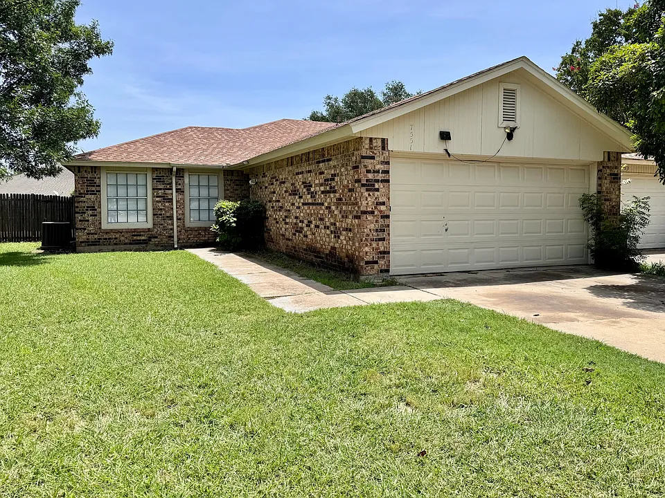 7551 Boxwood Ct