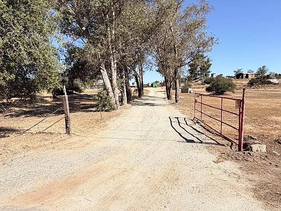 3rd image of 1030 Harris Ranch Rd