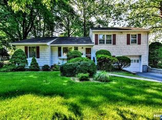 420 Park Ave, Midland Park, NJ 07432