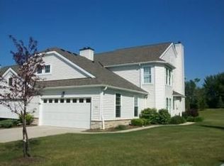 33267 Fairport Dr, Avon Lake, OH 44012