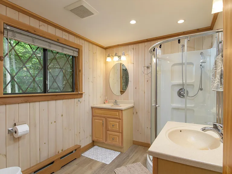1138 River Rd — Photo 3