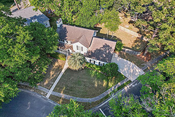 1st image of 307 McDougal Cir