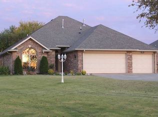 13616 Stone Creek Dr, Oklahoma City, OK 73165