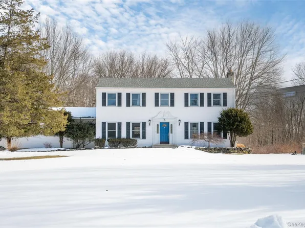 6 Eisenhower Court, Hopewell Junction, NY 12533