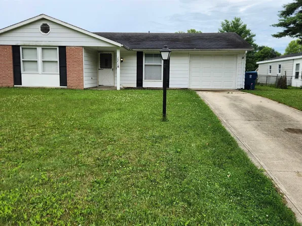 1718 E Macgregor Dr, New Haven, IN 46774