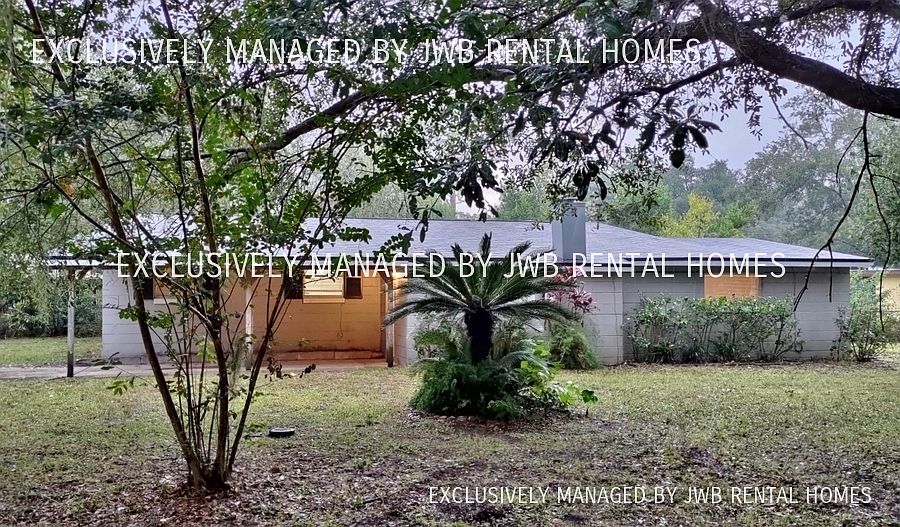 1st image of 6909 Red Robin Dr