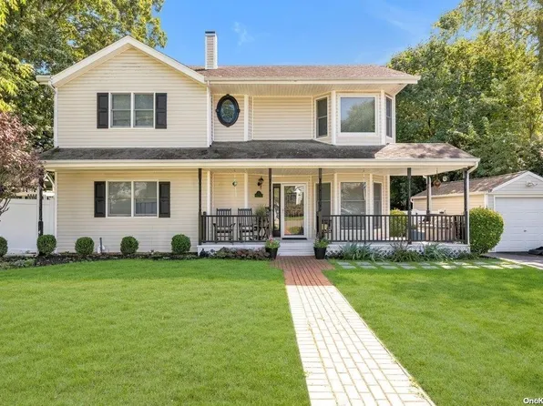 37 Sheridan Street, Huntington, NY 11743