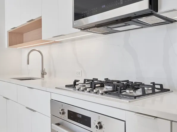 160 Water Street image 5 of 46