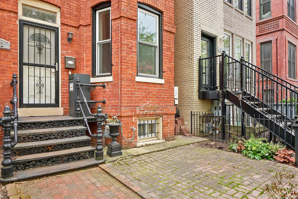 Building Photo - 632 Q St NW