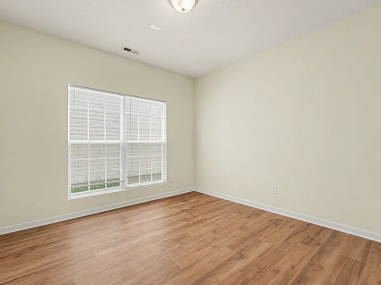 4419 Karlbrook Ln — Photo 15