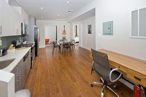 Rented by NOVO | media 27