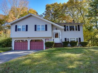 139 Davis St, Northborough, MA 01532