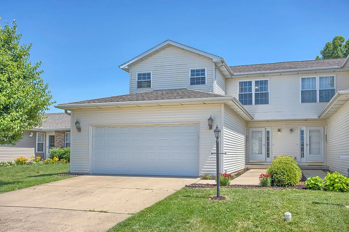 Building Photo - 606 Sunflower St #A