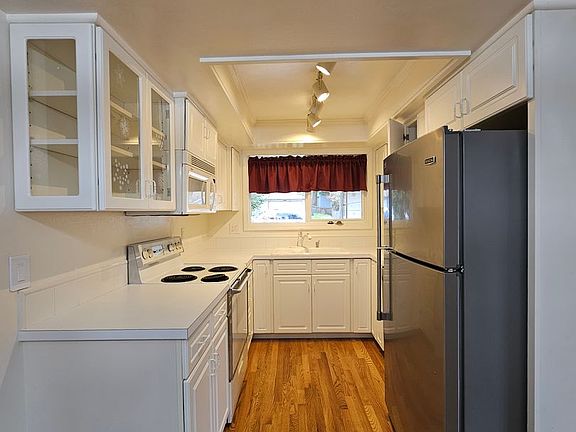 3rd image of 10205 162nd Ave NE