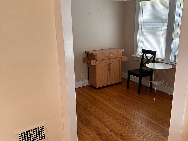 37 Linview Ter #U — Photo 3