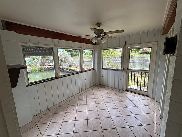 114 Bay St — Photo 10
