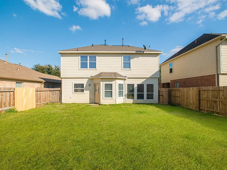 22519 Goss Spring Ct — Photo 46