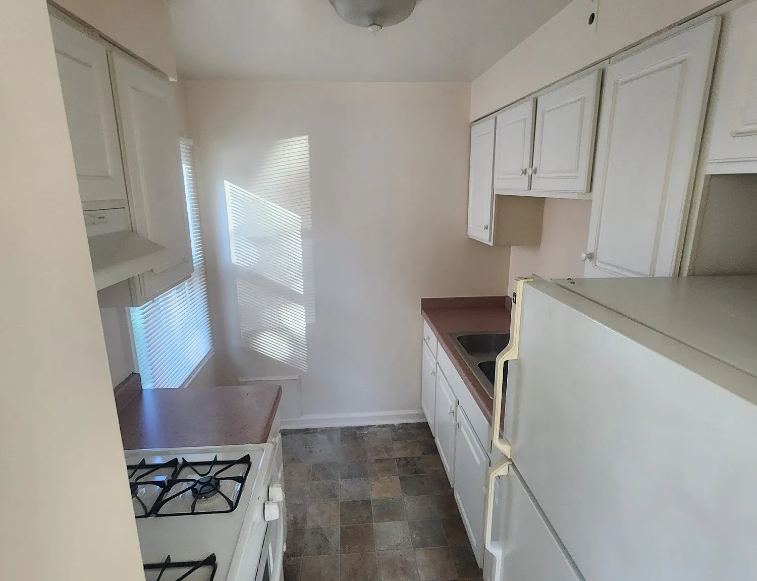 BC Apts — Photo 1