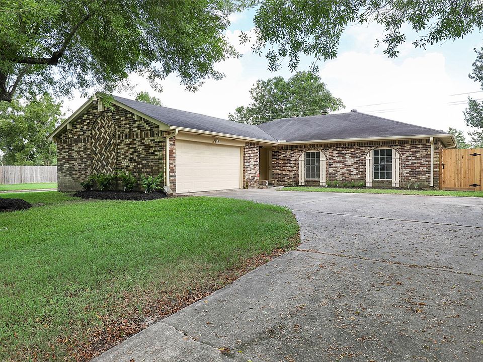 1st image of 2703 Heritage Colony Dr