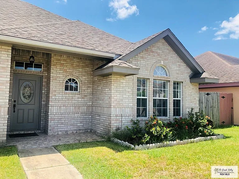 3410 Chardonay Dr — Photo 2