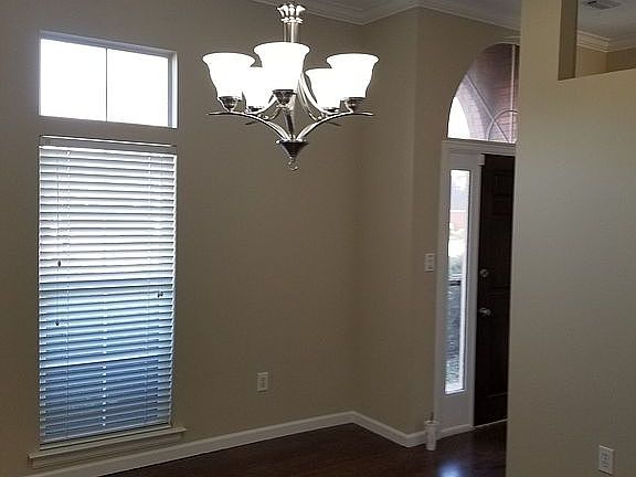 4th image of 434 Holly Brook Dr