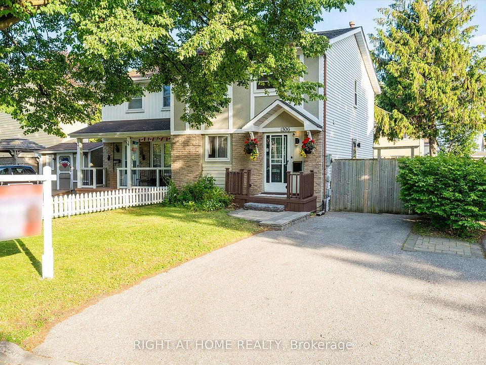 1st image of 1306 Fenelon Cres