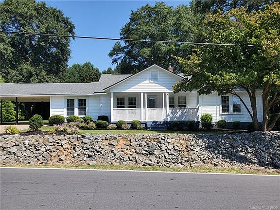 4th image of 275 Pine St