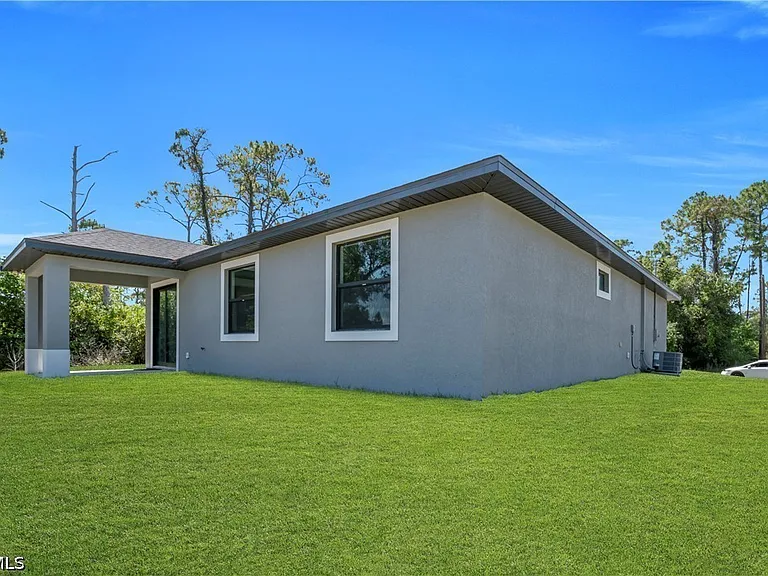 6210 Forest Ct — Photo 45