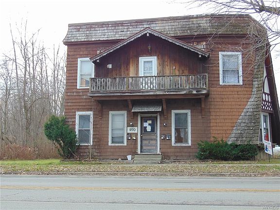 3rd image of 970 Oliver St
