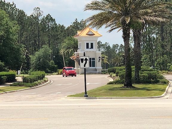 3rd image of 107 Crepe Myrtle Ct