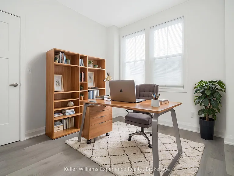 24 Danielle Cres — Photo 10