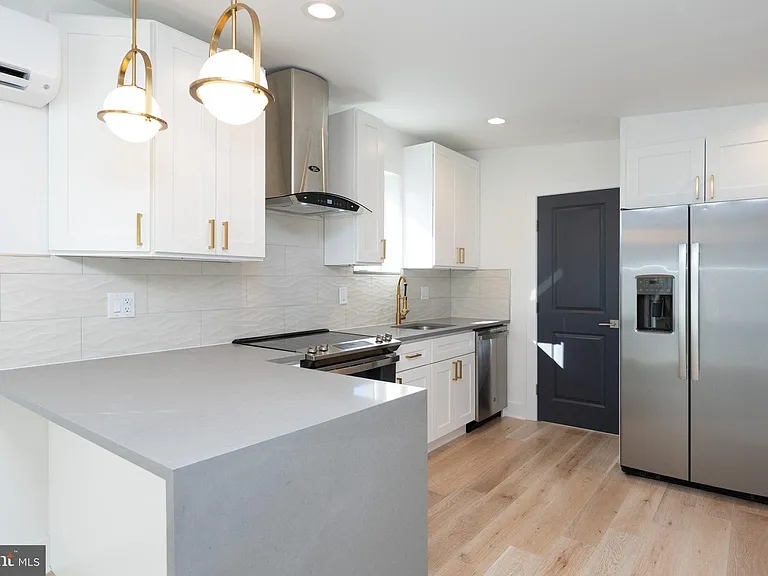 2517 Cedar St #2 — Photo 20