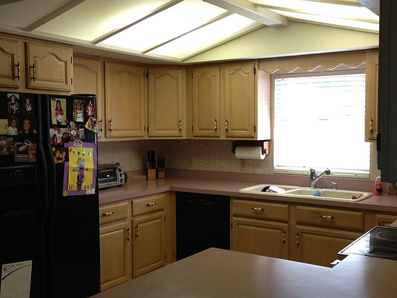 2nd image of 1495 Avenue I SW