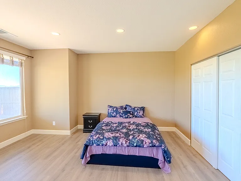 1040 S University Park Loop — Photo 29