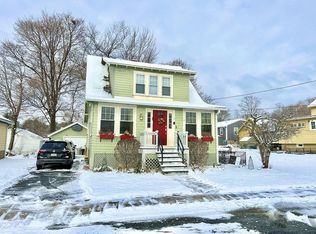 15 Sunset Rd, Gardner, MA 01440