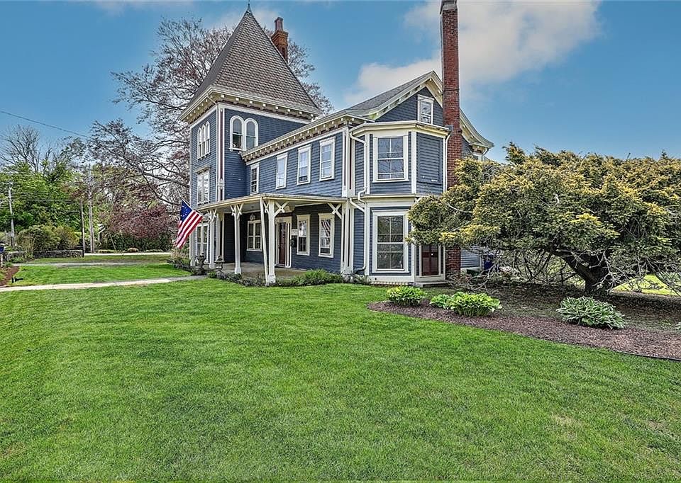 1303 Hope St, Bristol, RI 02809 Zillow