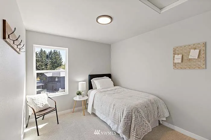 13717 Admiralty Way #F1 — Photo 18