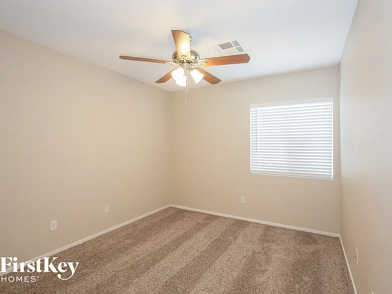 5313 Fall Meadows Ave — Photo 11