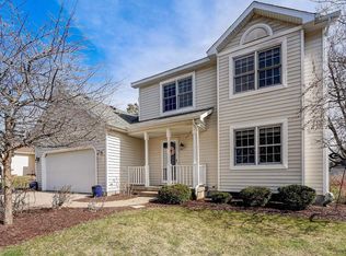 2821 Wentworth Dr, Madison, WI 53719