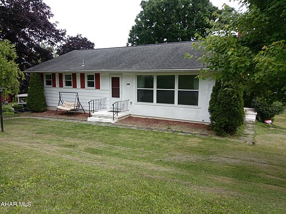2nd image of 168 Indiana Dr