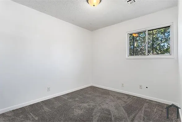 3290 Cherry St #A — Photo 15