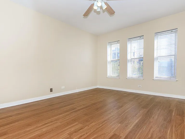 Sheridan Park Apartments — Photo 8