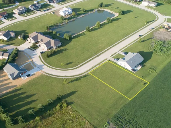 716 Prairie Meadow Dr, Arcola, IL 61910