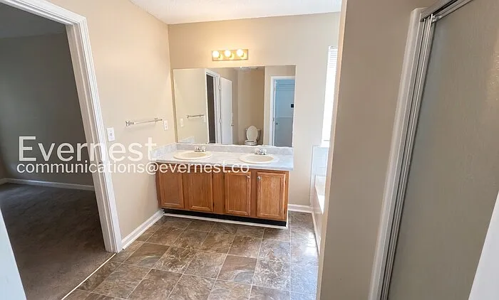 6416 Phillips Creek Dr — Photo 9