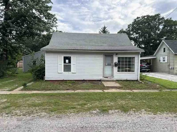 714 W Avenue F, Lewistown, IL 61542