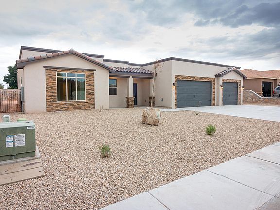2nd image of 4611 Mesa Central Dr