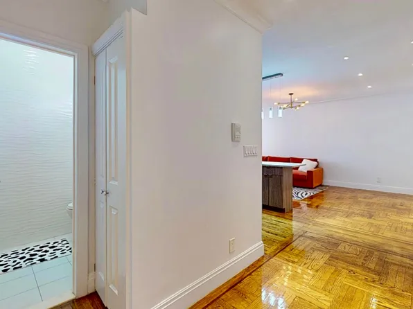 1150 Brighton Beach Avenue image 16 of 18