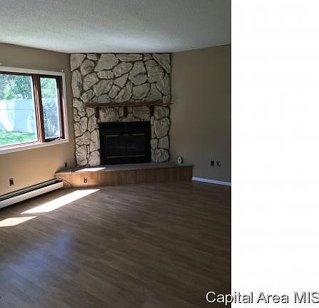 2nd image of 1138 Brown Ave