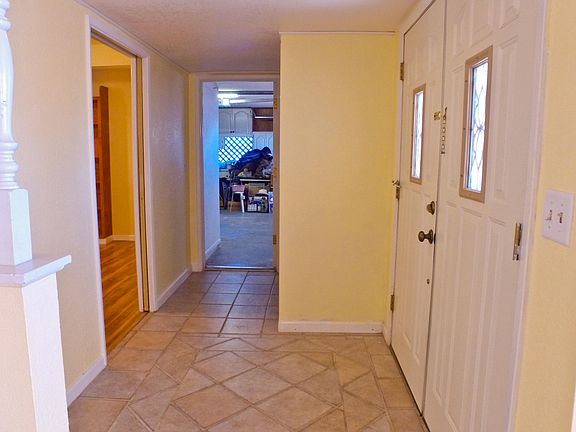 3rd image of 2385 Cosnina Dr